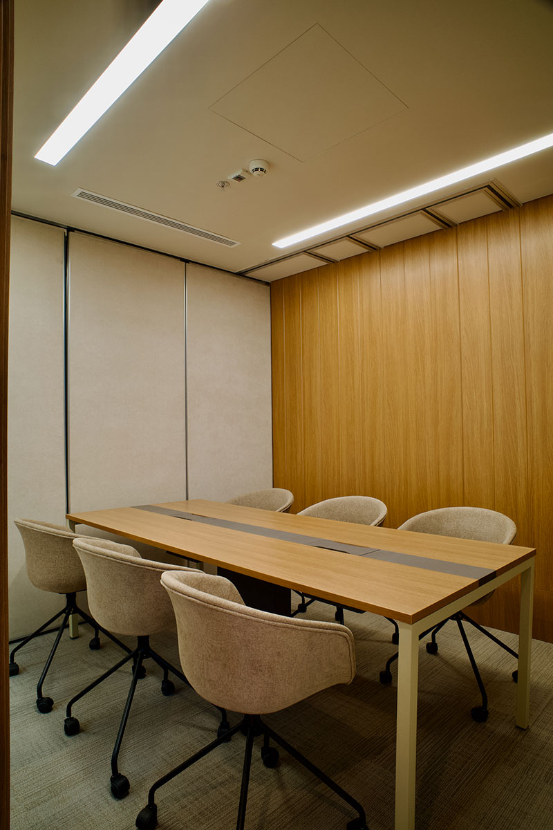 Meeting Room (Room 1)