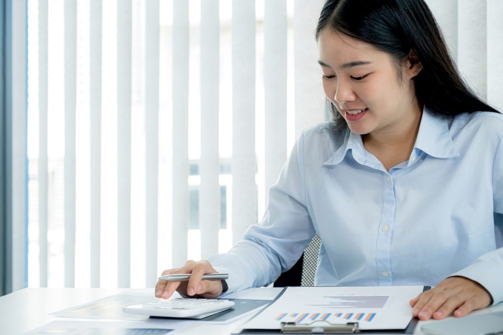 Serviced office pricing in Ho Chi Minh City - premium vs budget tier comparison